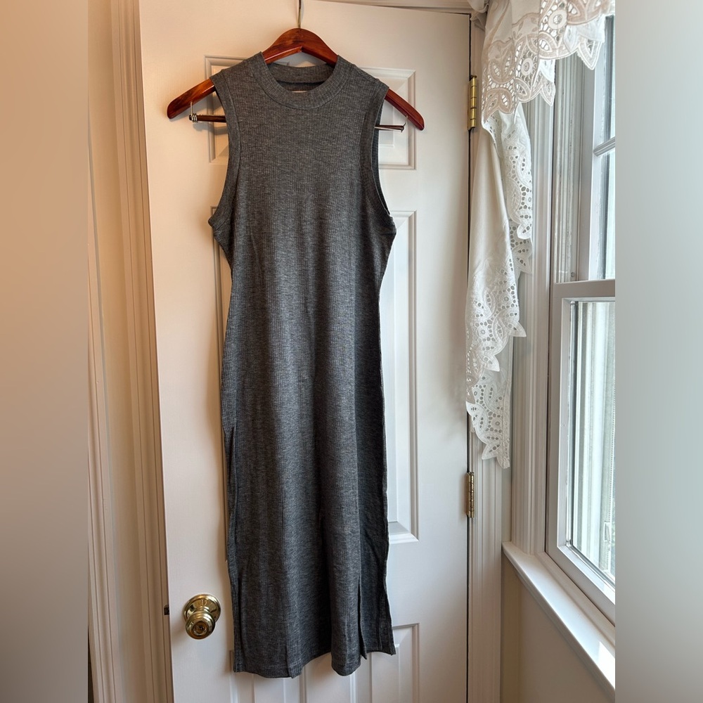 Madewell Charcoal Sleeveless Midi Dress